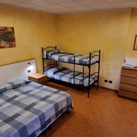 Albergo Etrusco Calusco d'Adda Zewnętrze zdjęcie