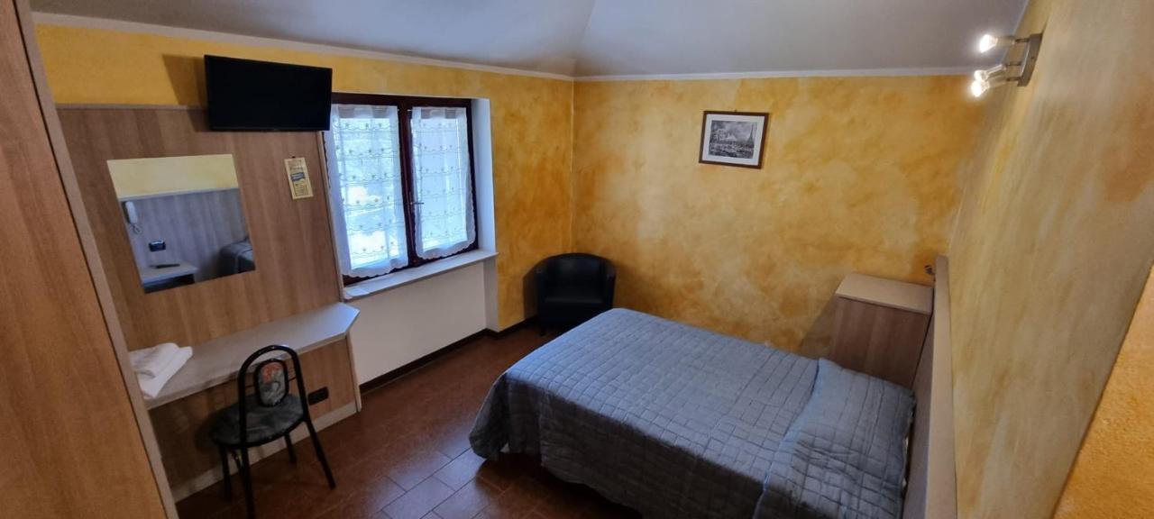 Albergo Etrusco Calusco d'Adda Zewnętrze zdjęcie