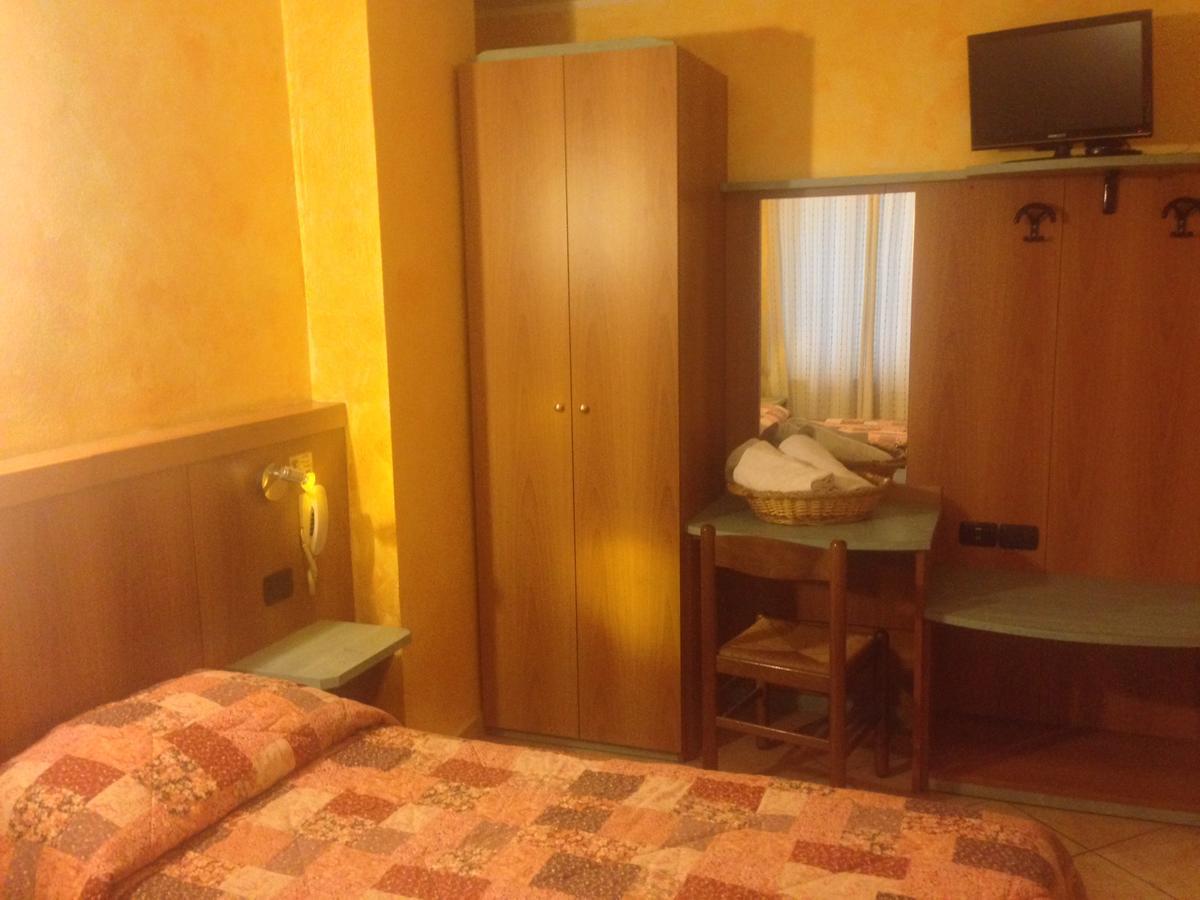 Albergo Etrusco Calusco d'Adda Pokój zdjęcie