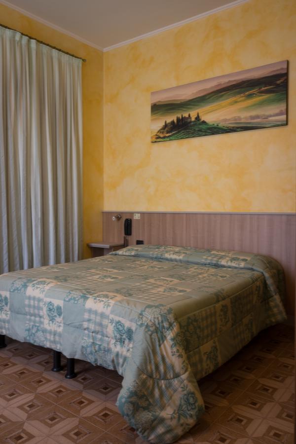 Albergo Etrusco Calusco d'Adda Zewnętrze zdjęcie